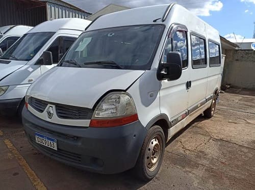 renault-master-bus-oportunidade-leilão-descomplicado-receita-federal-investimento-apreendido