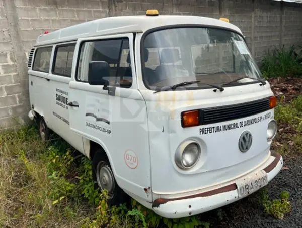 kombi-leilao-veiculos-oportunidade-investir-renda-extra
