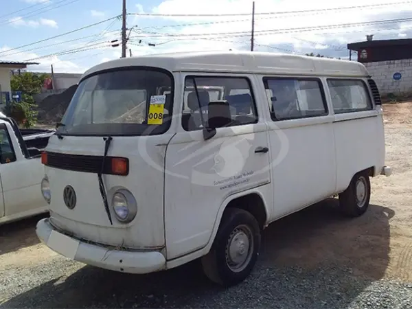 kombi-leilao-veiculos-oportunidade-investir-renda-extra
