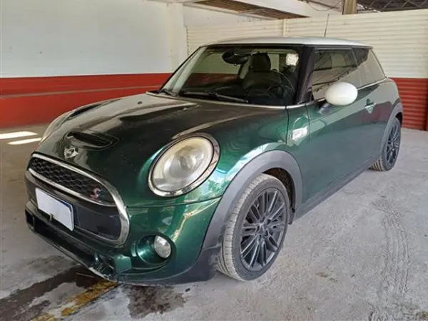 mini-cooper-leilao-veiculos-oportunidade-investir-renda-extra
