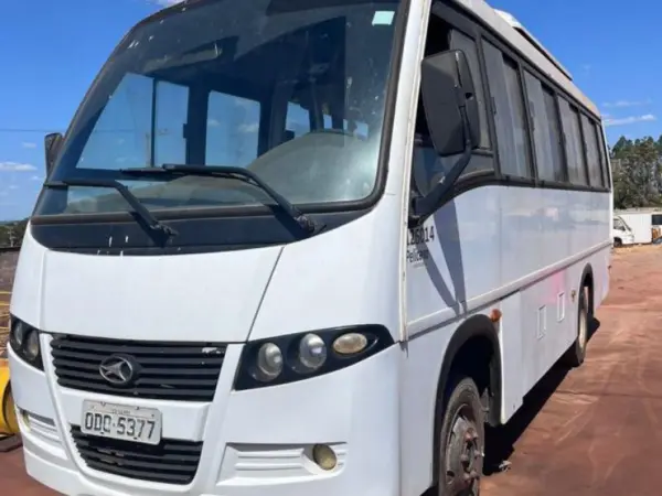 micro-onibus-leilao-veiculos-oportunidade-investir-renda-extra
