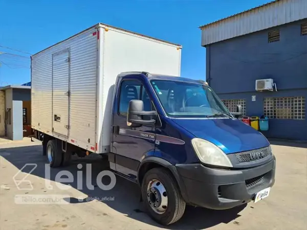 iveco-daily-leilao-veiculos-oportunidade-investir-renda-extra
