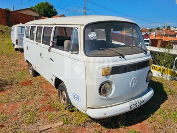 kombi-leilao-veiculos-oportunidade-investir-renda-extra
