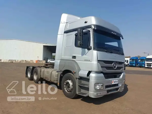 caminhao-mercedes-leilao-veiculos-oportunidade-investir-renda-extra