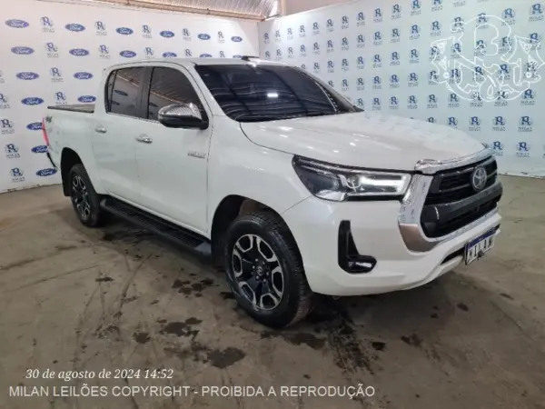 toyota-hilux-leilao-veiculos-oportunidade-investir-renda-extra
