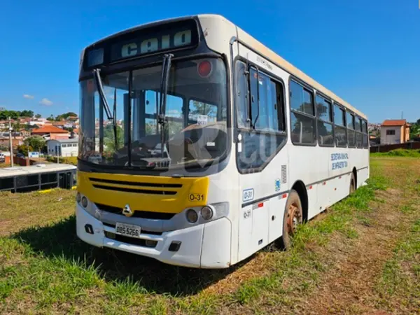 onibus-leilao-veiculos-oportunidade-investir-renda-extra