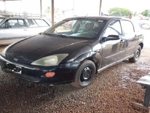 ford-focus-leilao-veiculos-oportunidade-investir-renda-extra
