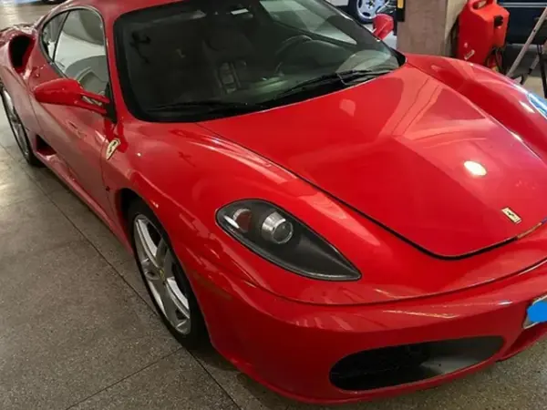 ferrari-leilao-veiculos-oportunidade-investir-renda-extra
