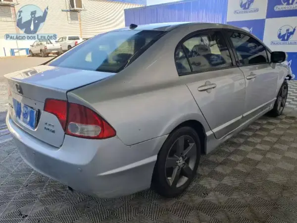 honda-civic-leilao-veiculos-oportunidade-investir-renda-extra