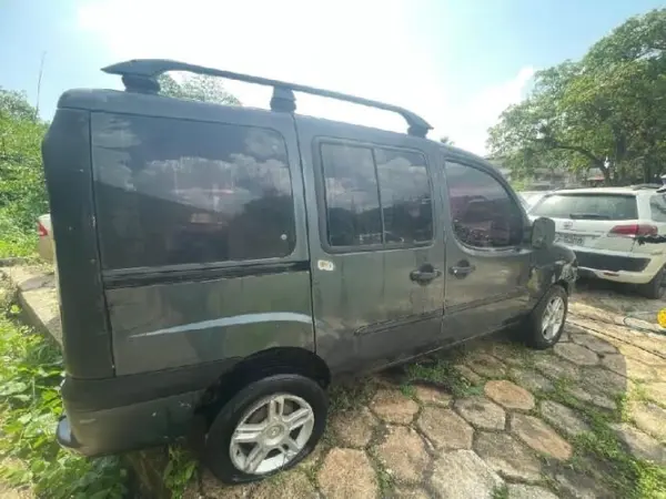 doblo-leilao-veiculos-oportunidade-investir-renda-extra
