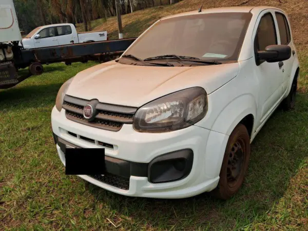 Fiat Uno Attractive leilao do agronegocio