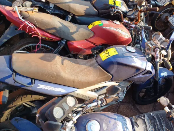 Honda CBX 250 Twister leilao de motos detran