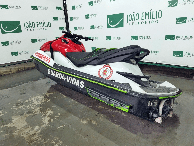 Jet Sky e Yanmar leilao dos bombeiros