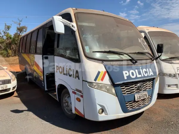 Micro-ônibus Volare leilao de viaturas da polícia militar 