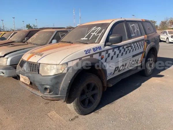 Mitsubishi Pajero Dakar leilao leilao de viaturas da policia militar