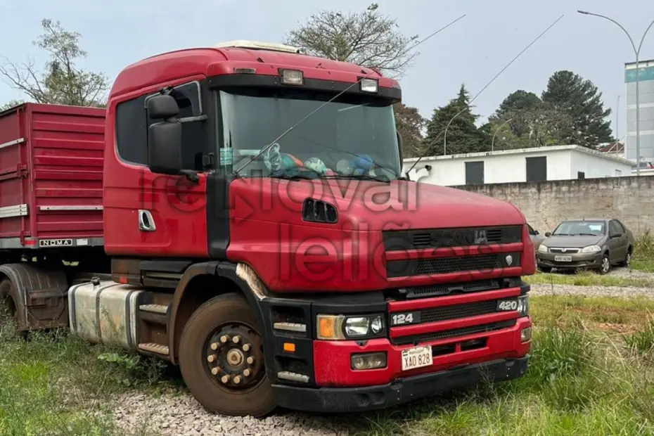 Scania T124 leilao de veiculos ministerio da justiça