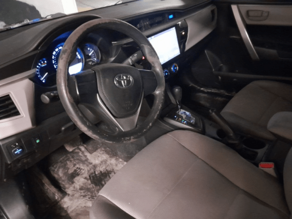 TOYOTA COROLLA GLI18 CVT leilao de veiculos interna 