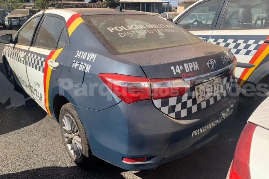 Toyota Corolla XEI leilão veiculos policia militar