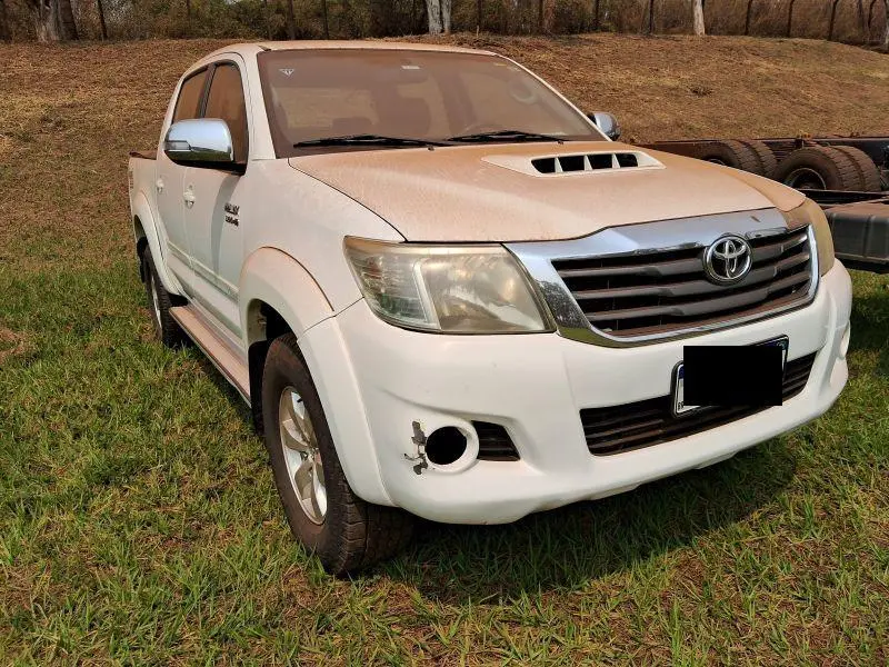 Toyota Hilux 4x4 SRV leilao do agronegocio