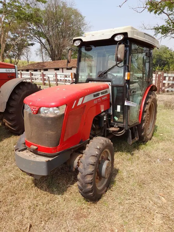 Trator Massey Ferguson 4x4 leilao de fazenda