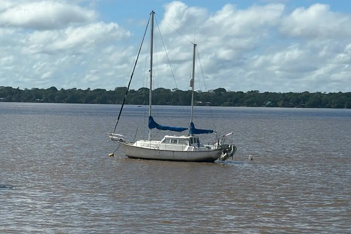 Barco Veleiro, 5 Bicicletas Elétricas, Range Rover, S10 e Montana no Leilão da Receita Federal