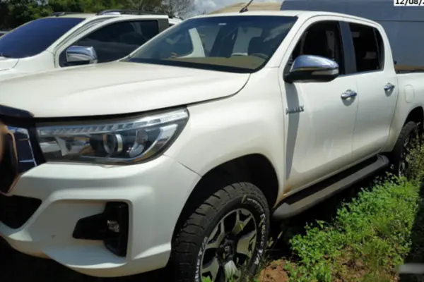 toyota-hilux-leilao-veiculos-oportunidade-investir-renda-extra