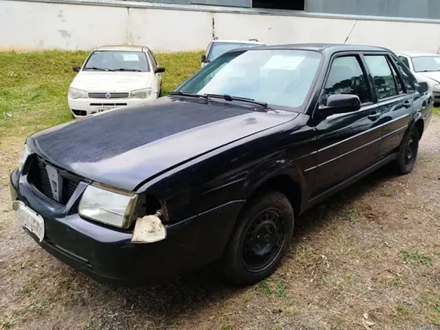 7 Volkswagen Santana a partir de 4 mil e Parati a partir de 1 mil no Leilão de Carros de Frota