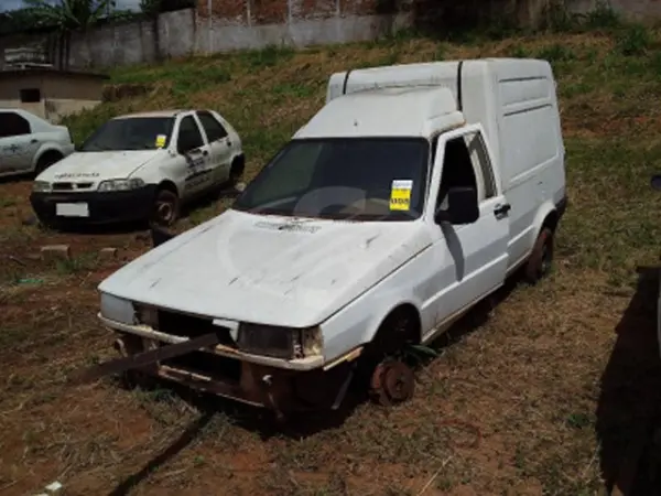 fiat-fiorino-leilao-veiculos-oportunidade-investir-renda-extra
