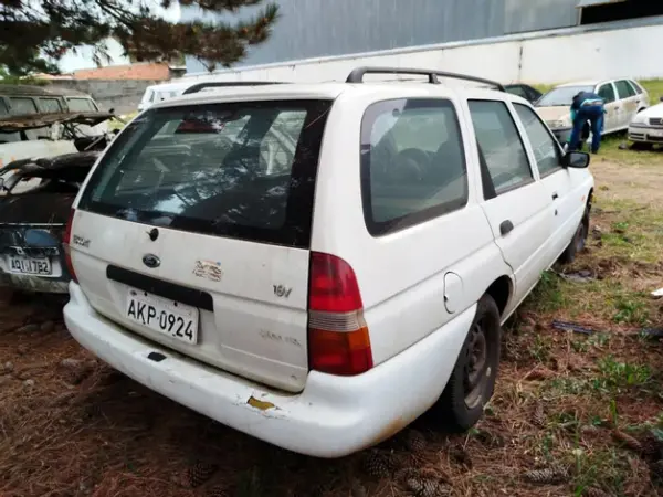 ford-escort-leilao-veiculos-oportunidade-investir-renda-extra
