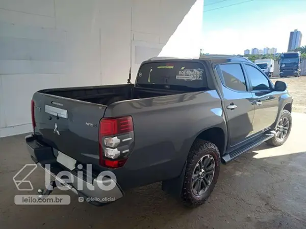 mitsubishi-l200-leilao-veiculos-oportunidade-investir-renda-extra