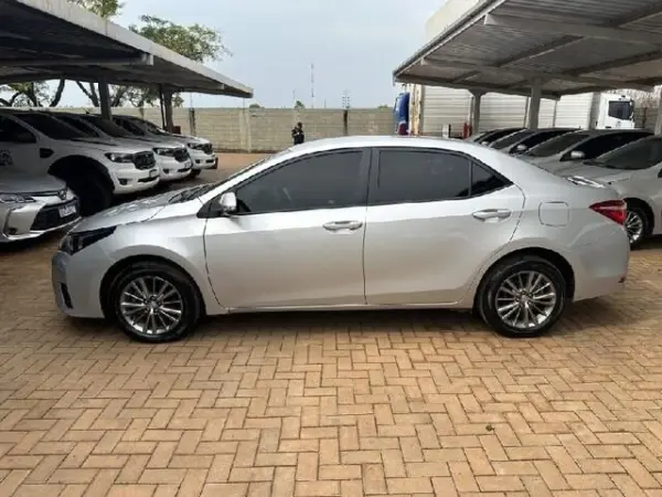 toyota-corolla-leilao-veiculos-oportunidade-investir-renda-extra
