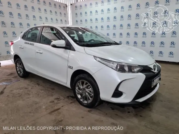 yaris-leilao-veiculos-oportunidade-investir-renda-extra
