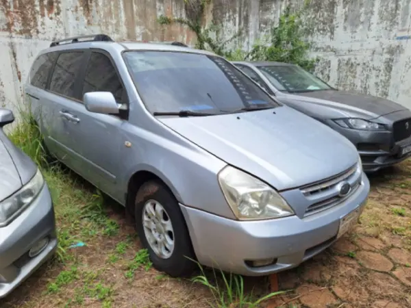 kia-carnival-leilao-veiculos-oportunidade-investir-renda-extra
