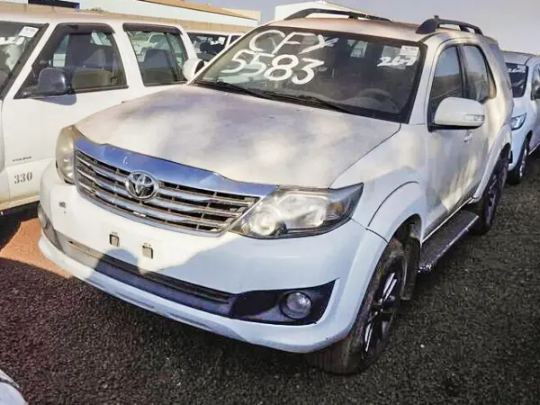 toyota-hilux-leilao-veiculos-oportunidade-investir-renda-extra