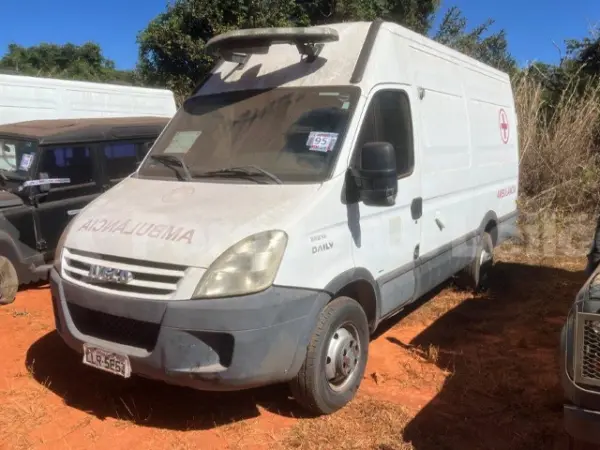 iveco-daily-leilao-veiculos-oportunidade-investir-renda-extra