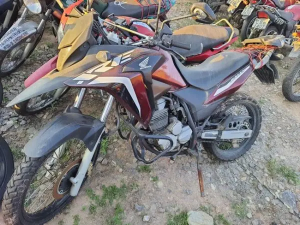 Honda XRE 300 2011 leilao de moto