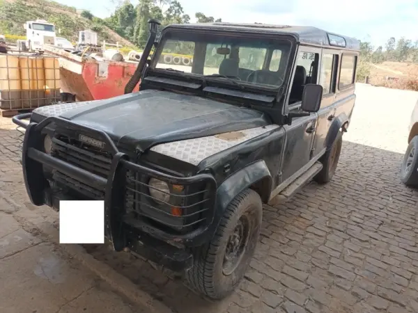 Land Rover Defender 110 Standard  leilao de veiculos 4x4