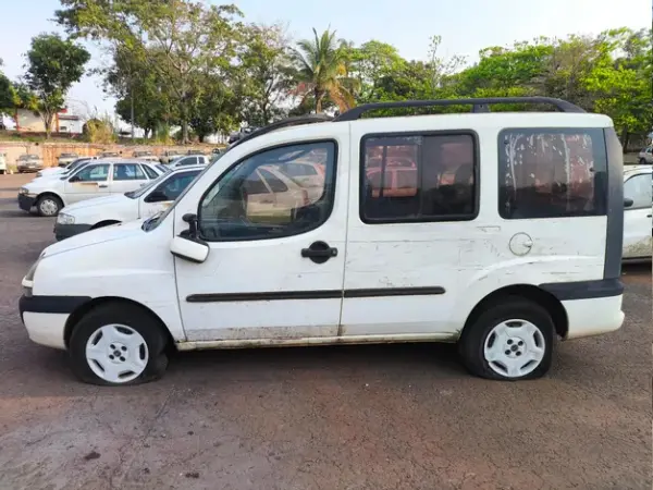 doblo-leilao-veiculos-oportunidade-investir-renda-extra