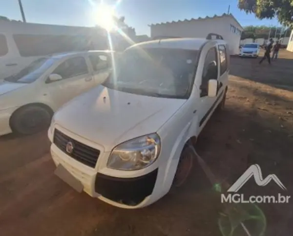 doblo-leilao-veiculos-oportunidade-investir-renda-extra