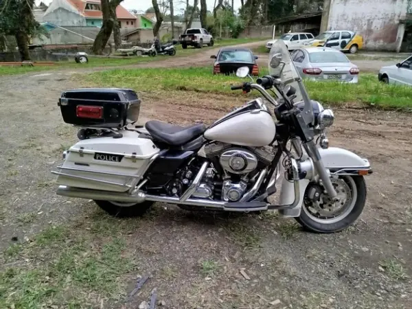 harley davidson road police no leilão de motos