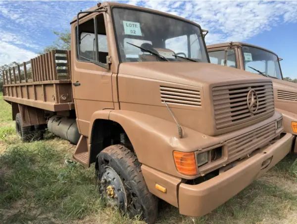 Caminhão Mercedes Benz EMP GE LA1418 4x4 2003 leilao de veiculos do exercito