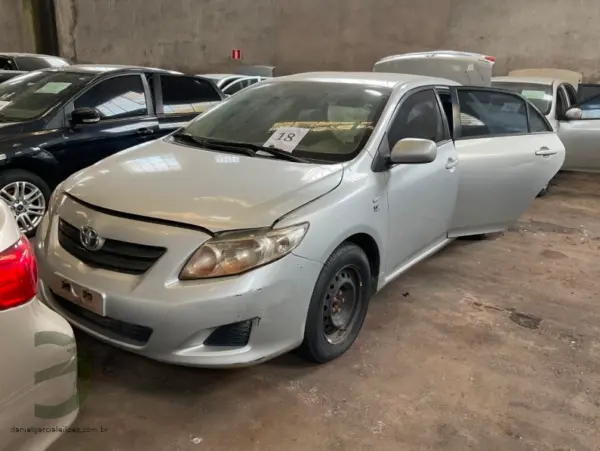 Toyota Corolla XLI leilao de viaturas da policia federal