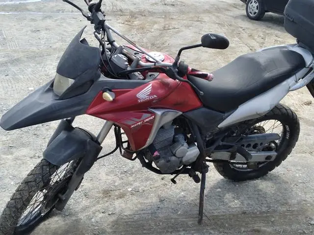 Leilão de Prefeitura tem Honda XRE, NXR160 Bros, Biz, Pop e Yamaha Fazer a partir de 600 reais