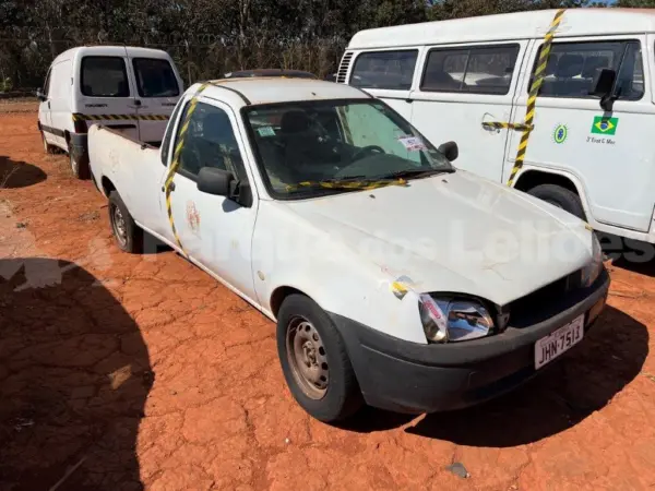 Ford Courier leilao veiculos exercito