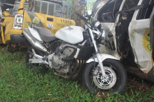 Honda CB 600F Hornet leilao viaturas policia militar