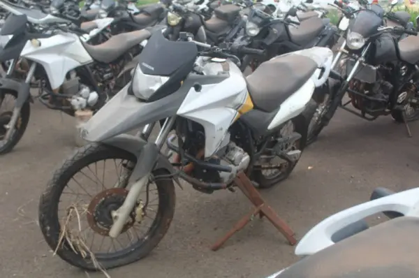 Honda XRE 300 leilao viaturas policia militar