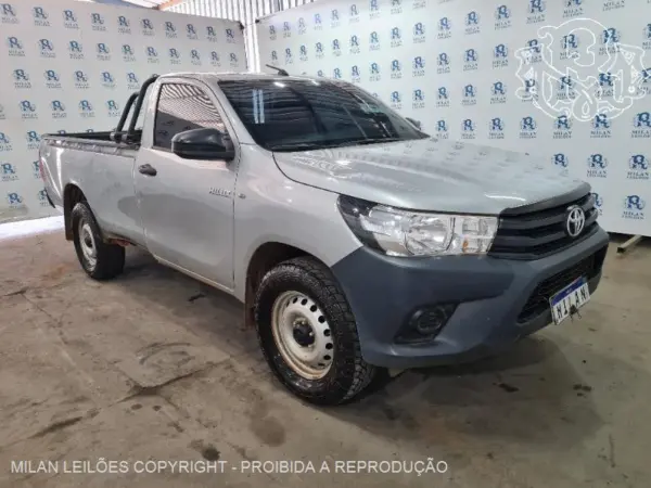 Toyota Hilux LSTM 2.8 4X4 leilao veiculos