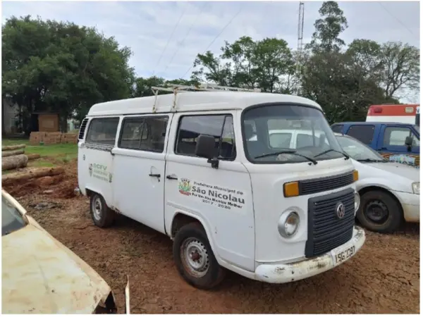 Volkswagem Kombi leilão veiculos prefeitura