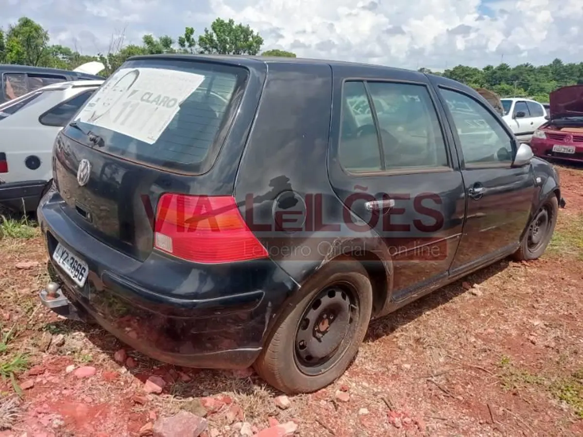 Leilão do Detran tem Golf, Monza, Fiat Toro e outos veículos a partir de 950 Reais