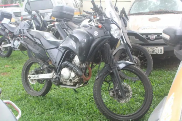 Yamaha XTZ 250 Tenete leilao viaturas policia militar